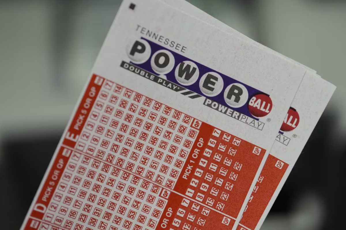 US PowerBall Double Play vs Power Play: What’s the Difference?
